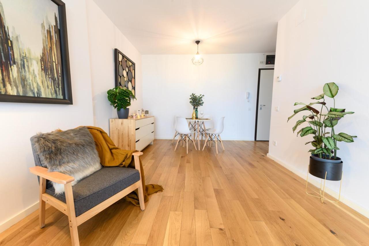 North Artistique - Aviatiei Apartment Bucureşti Ngoại thất bức ảnh