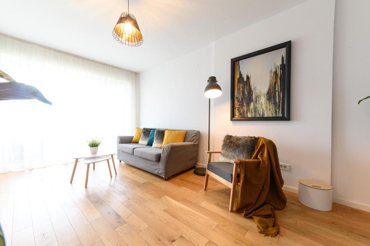 North Artistique - Aviatiei Apartment Bucureşti Ngoại thất bức ảnh